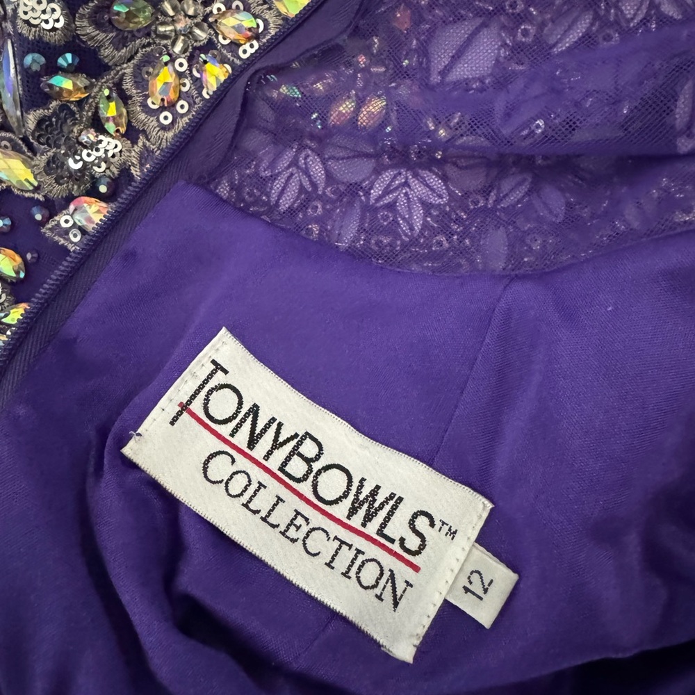 Tony Bowls Evening Gown - Picture 5 of 5